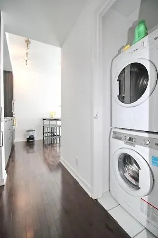Apartmán Presidential 2Br Plus 1 Condo, Entertainment District - Downtown With Cn Tower View, Balcony, Pool & Hot Tub Toronto