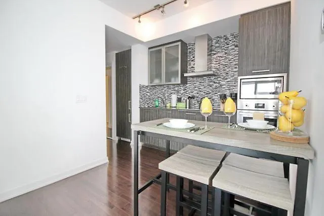 Presidential 2Br Plus 1 Condo, Entertainment District - Downtown With Cn Tower View, Balcony, Pool & Hot Tub Toronto 0*,  Canada